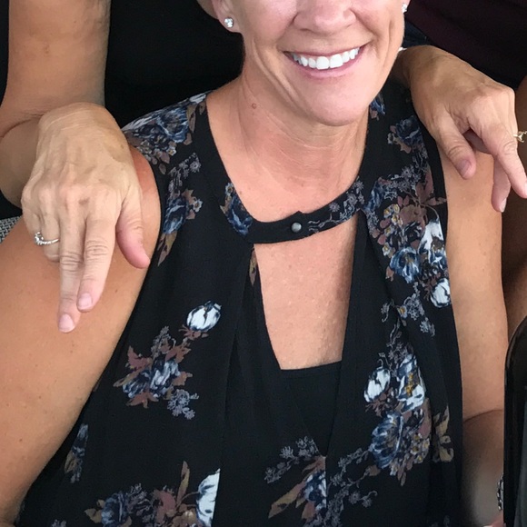 Tunic - Picture 4 of 4